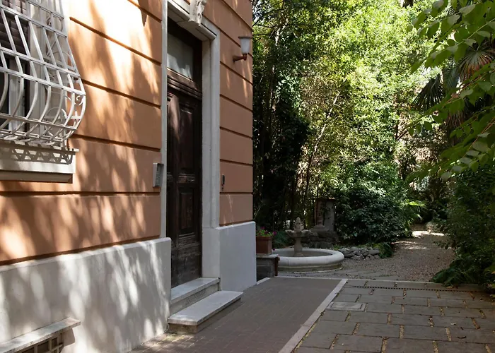 Guest house Palazzetto Nemi 4*